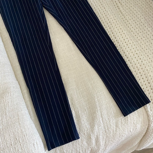 Forever 21 dark blue stripped leggings - Picture 5 of 9
